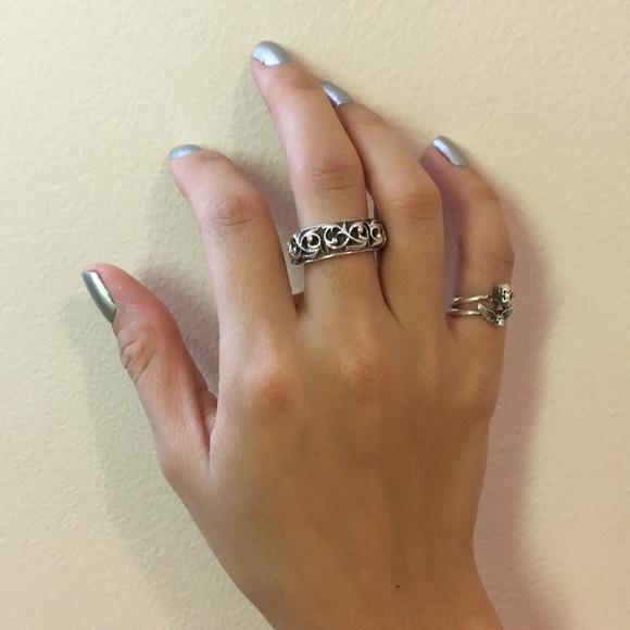 Silver ring - Picture 5 of 7